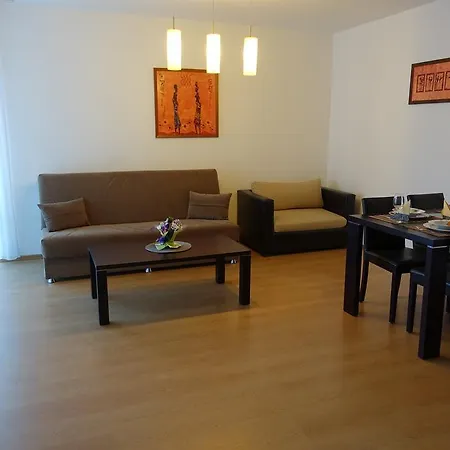Lejlighed Excelsior 3*